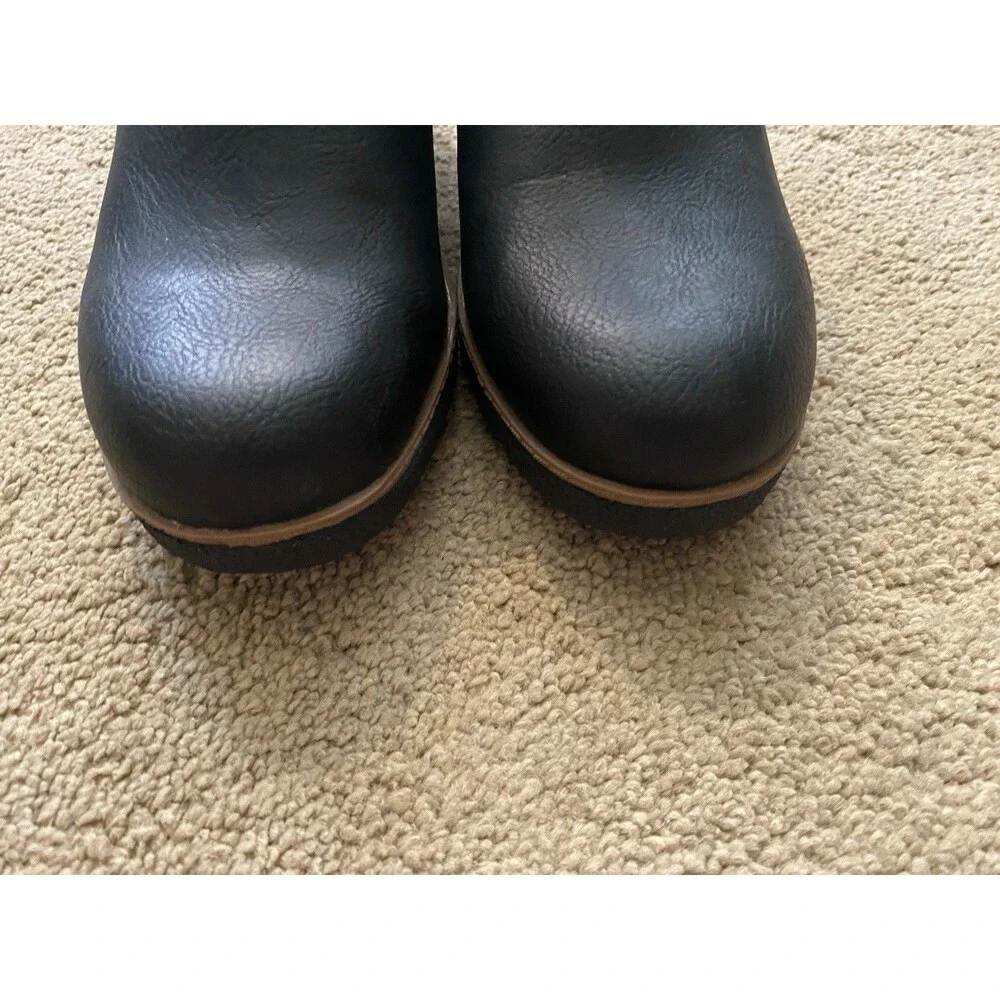 Dr. Scholl's Black Faux Leather Wedge Ankle Boots Women’s Size 8